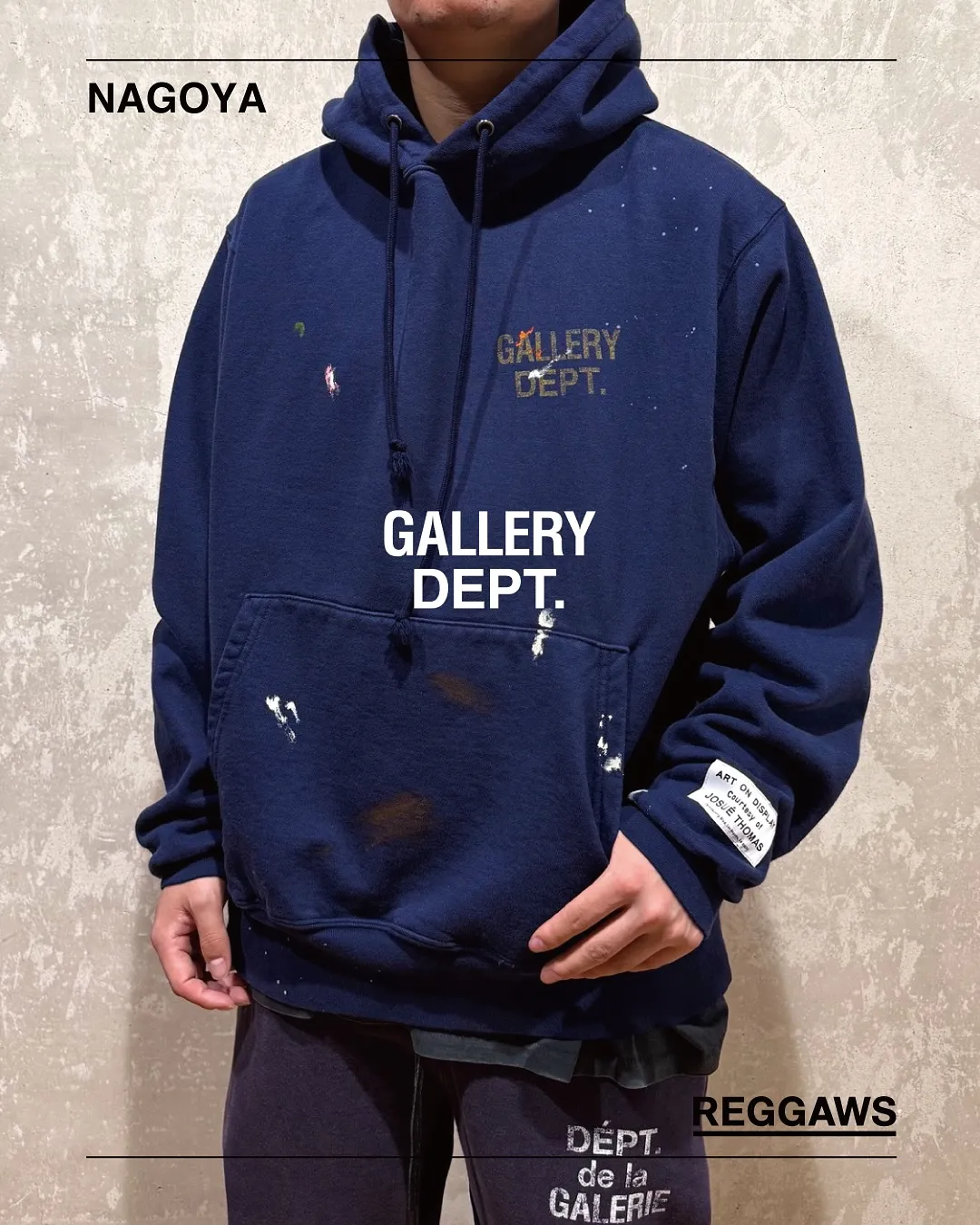 GALLERY DEPT. PAINT LOGO HOODIE/Vintage Navy Purple English graffiti distressed hoodie Purple S-XL Front panel GD ENGLISH logo Enlarged back logo Ready-to-wear belt printed with wash and distressed Made with faded distressed texture There is "Art on Display" pattern patch on the cuffs All painted by old craftsmen with splashes of ink Original mold opening Fabric custom woven and dyed Perfect reproduction of the correct version